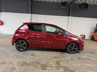 Toyota Yaris 1.5 Hybrid Volcano Edition picture 6
