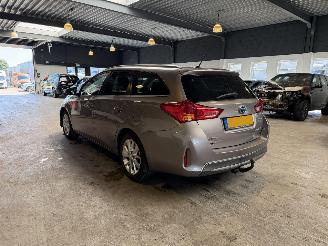 Toyota Auris Touring Sports 1.8 Hybrid Sports 170.000 NAP! picture 3
