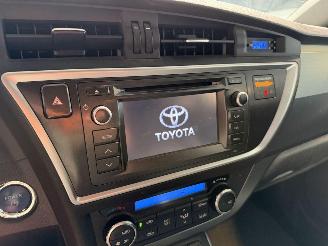 Toyota Auris Touring Sports 1.8 Hybrid Sports 170.000 NAP! picture 21