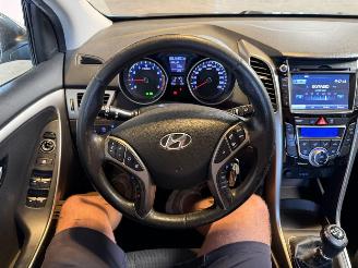 Hyundai I-30 1.6 GDI i-Vision picture 22