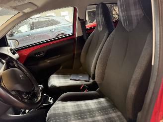 Peugeot 108 1.0 e-VTi Allure NAP! picture 16