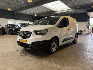 uszkodzony samochody ciężarowe Opel Combo 1.5 BlueHDi 100 S&S L1 2023/6