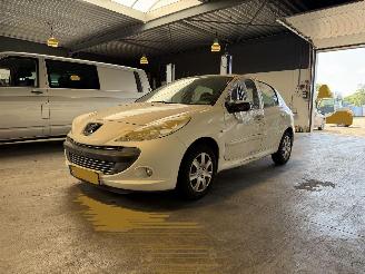Coche accidentado Peugeot 206+ 1.4 XS 2010/1