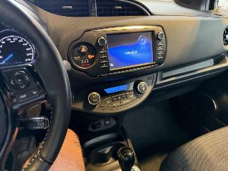 Toyota Yaris 1.5 Hybrid Executive picture 26
