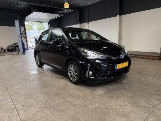 Toyota Yaris 1.5 Hybrid Executive picture 7