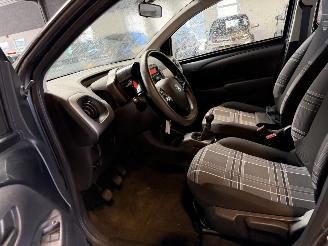 Peugeot 108 1.0 e-VTi Active picture 19