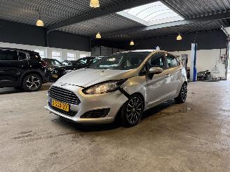 Schadeauto Ford Fiesta 1.0 Style NAP! 2013/9
