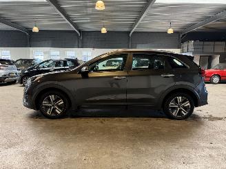 Kia Niro 1.6 GDi Hybrid NAP! picture 2
