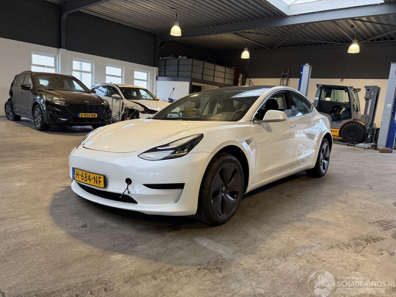 Tesla Model 3 Standard RWD Plus 60 kWh NAP!