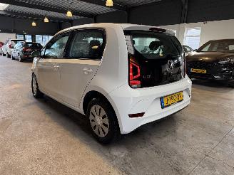 Volkswagen Up! 1.0 BMT move up! picture 3