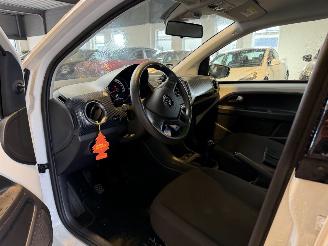 Volkswagen Up! 1.0 BMT move up! picture 18