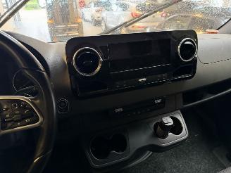 Mercedes Sprinter 319 CDI Koffer met klep Dubbellucht Automaat! picture 21