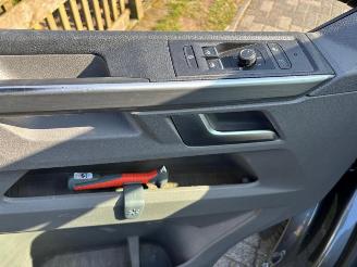 Volkswagen Transporter Bulli 2.0TDI DC Automaat 2021 150Pk L2 picture 21