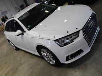 Audi A4 2.0 TFSI picture 2