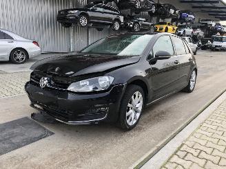 Salvage car Volkswagen Golf  2015/10