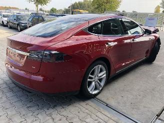 Tesla Model S 70 picture 5