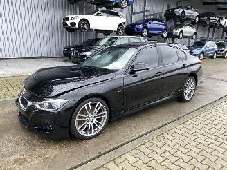 BMW 3-serie 330i picture 1