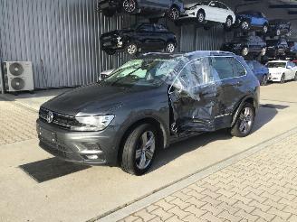 Salvage car Volkswagen Tiguan  2019/6