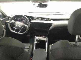 Audi E-tron  picture 2