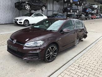 Voiture accidenté Volkswagen Golf  2018/1