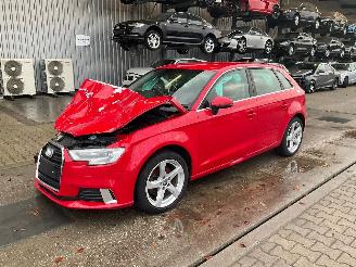 uszkodzony samochody osobowe Audi A3 Sportback 1.0 TFSI 2017/2