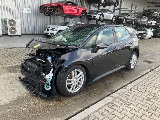 Salvage car Volkswagen ID.3 Pro 2020/12