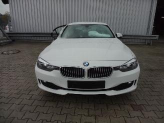 BMW 3-serie F30 320d picture 1