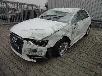 Salvage car Audi A3  2016/4