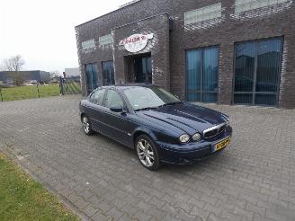 Jaguar X-type 2.2D I4 picture 2