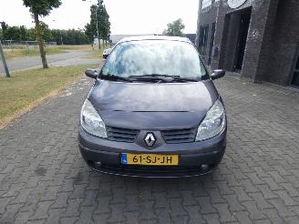 Renault Scenic 1.6-16V DYNAM.COMF. picture 8