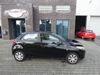 damaged passenger cars Mazda 2 1.3 BIFUEL COOL 2011/9