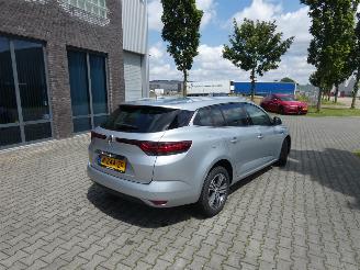 Renault Mégane ESTATE 1.3 TCE INTENS picture 3