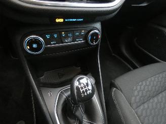 Ford Fiesta 1.0 EcoB.Hy. Tit. picture 18