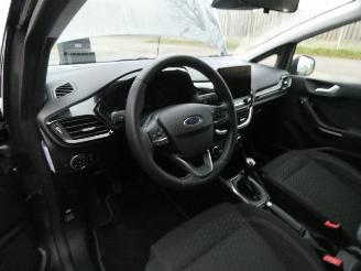 Ford Fiesta 1.0 EcoB.Hy. Tit. picture 10