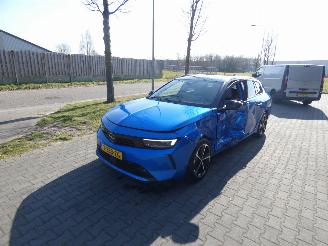 Opel Astra SPORTS TOURER 1.2 Bns Elegance picture 10