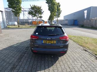 Kia Cee d Sportswagon 1.6 GDI DynamicLine picture 4