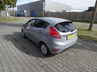 Ford Fiesta 1.6 TDCi ECOnetic picture 6