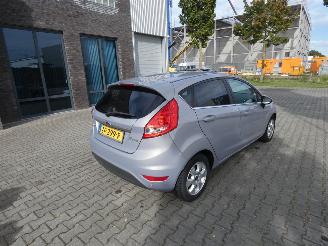Ford Fiesta 1.6 TDCi ECOnetic picture 3