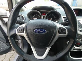 Ford Fiesta 1.6 TDCi ECOnetic picture 11
