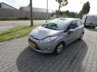 Ford Fiesta 1.6 TDCi ECOnetic picture 7