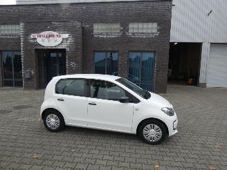 Schadeauto Volkswagen Up! 1.0 take up! BlueM. Schadevrij!! 2013/3
