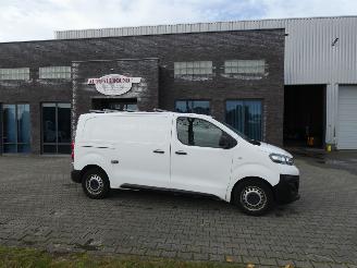 danneggiata veicoli commerciali Opel Vivaro 2.0 CDTI L2H1 Edit. 3Persoons 2020/2