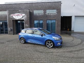 krockskadad bil auto Renault Clio Estate 1.2 GT 2014/3