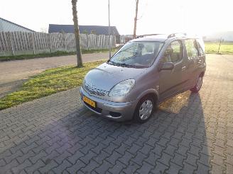 Toyota Yaris-verso Yaris Verso 1.3 VVT-i Sol picture 8