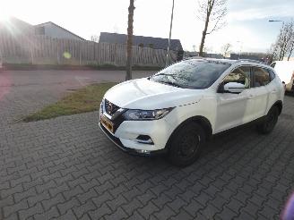 Nissan Qashqai 1.2 N-Connecta picture 8