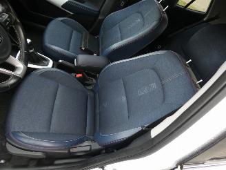 Kia Picanto 1.0 CVVT Design Ed. picture 10