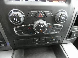 Dodge Ram 1500 LT 5.7 V8 4X4 CC CLASSIC picture 20