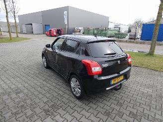 Suzuki Swift 1.2 Select picture 7