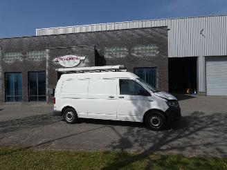 dommages fourgonnettes/vécules utilitaires Volkswagen Transporter 2.0 TDI L2H2 Highl. 2019/3