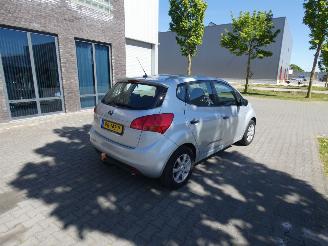 Kia Venga 1.4 CVVT X-pect picture 3